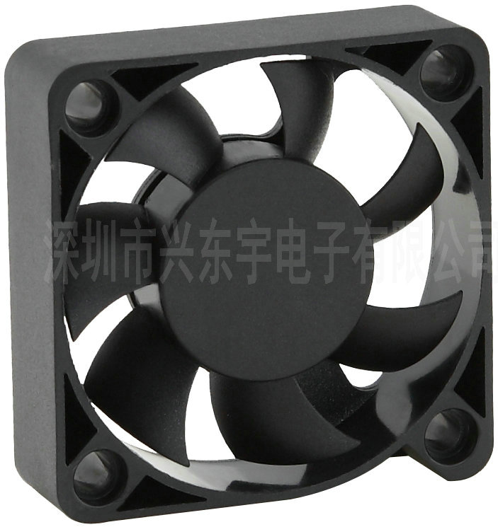 舞臺(tái)燈光散熱風(fēng)扇http://www.pimzx.com/products-detail.asp?cpid=121